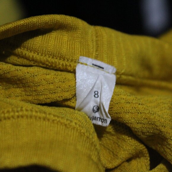 LULULEMON gold swiftly tech short sleeve tee - Picture 9 of 10